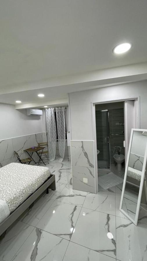 B&B Emily Napoli Ngoại thất bức ảnh
